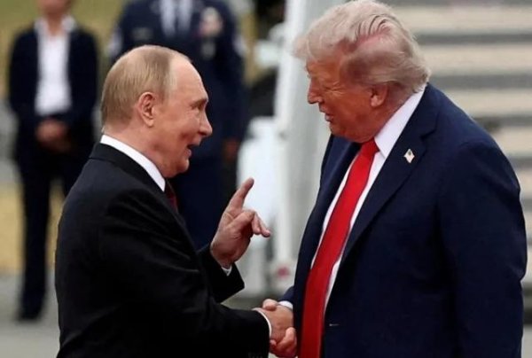 中祥配资  欧洲外交官回应普特会生变：美国意识到在布达佩斯不会达成协议